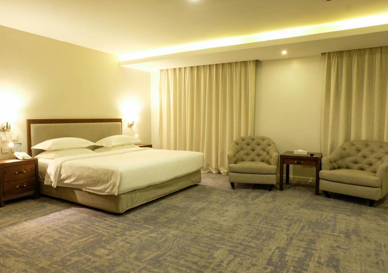 卡兰酒店 Al Al Jubail 外观 照片